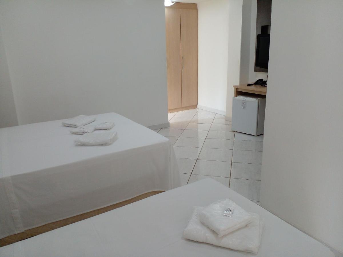 Hotel Minas Brasil Montes Claros Exterior foto